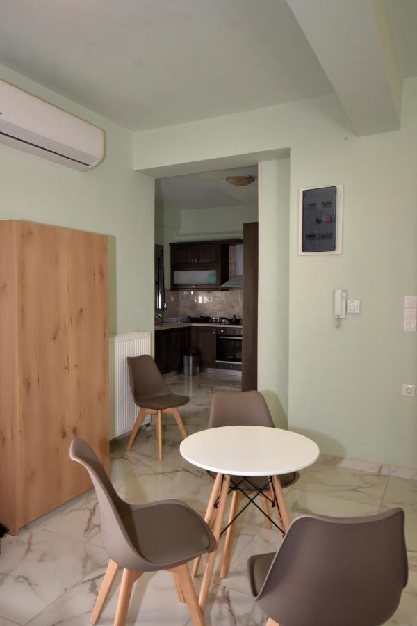 Apostolias Apartments Volos Exteriör bild